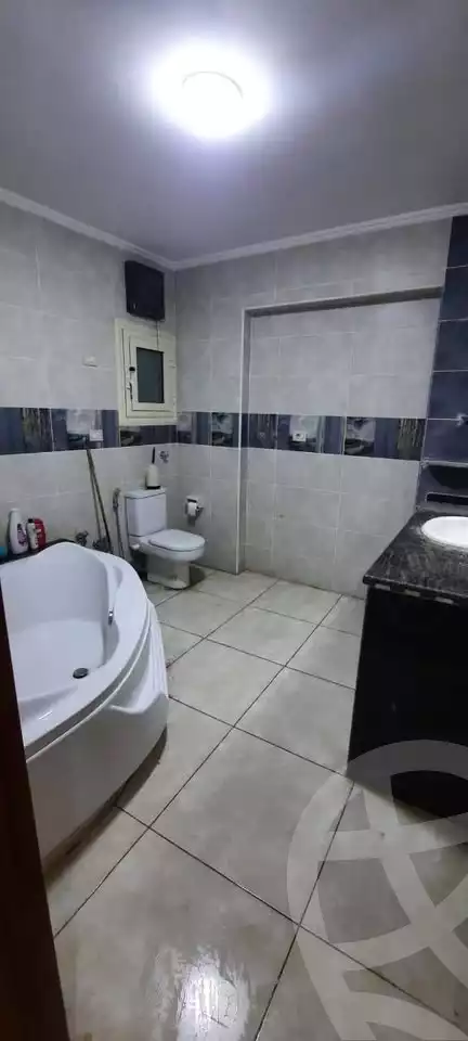 https://aqarmap.com.eg/en/listing/6797091-for-sale-alexandria-l-jmy-lbytsh-mahmoud-awad-st