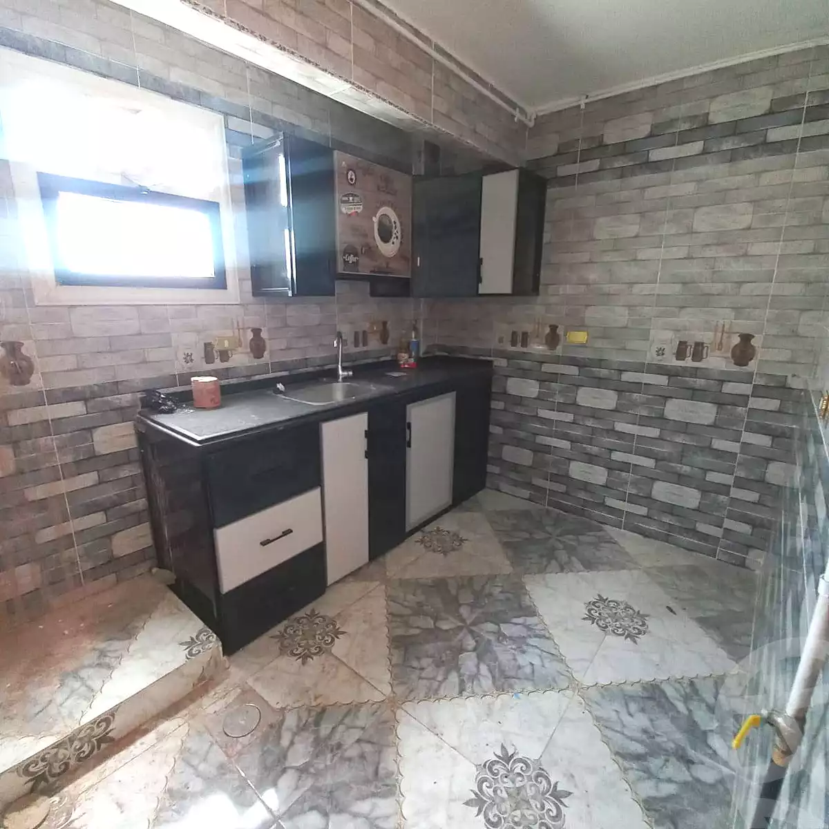 https://aqarmap.com.eg/ar/listing/6798058-for-sale-alexandria-l-jmy-lbytsh-el-hay-st