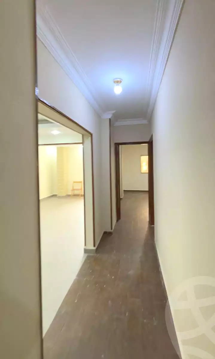 https://aqarmap.com.eg/en/listing/6798262-for-sale-cairo-helwan-ahmed-enci-st