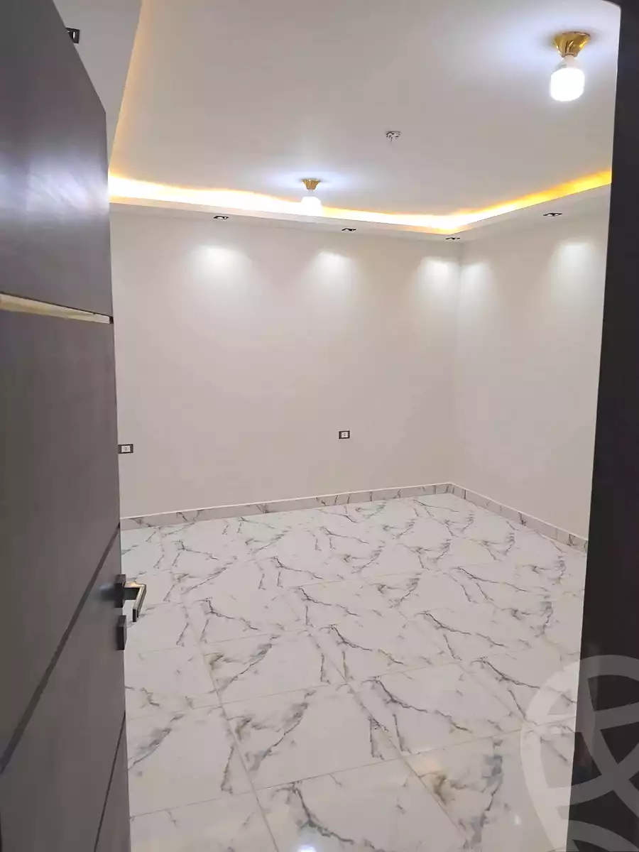 https://aqarmap.com.eg/ar/listing/6798596-for-sale-cairo-helwan-hadayek-helwan-el-eshrein-st