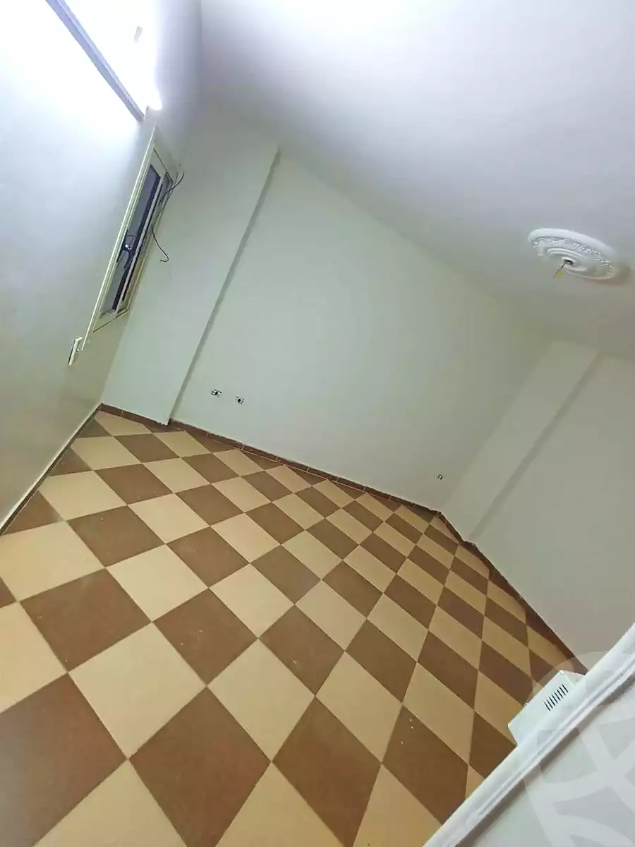 https://aqarmap.com.eg/en/listing/6798978-for-sale-cairo-helwan-helwan-el-sharkeya-khesro-basha-st