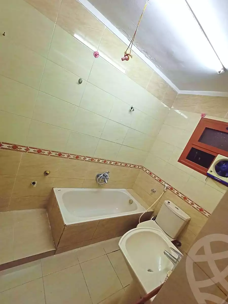 https://aqarmap.com.eg/en/listing/6798978-for-sale-cairo-helwan-helwan-el-sharkeya-khesro-basha-st