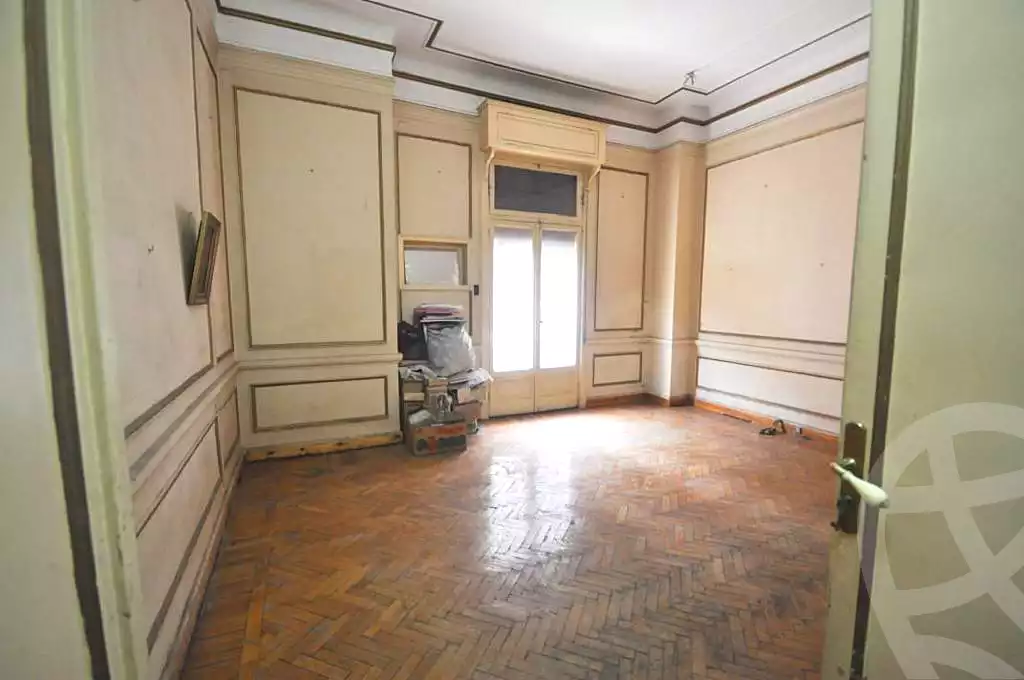 https://aqarmap.com.eg/ar/listing/6799256-for-rent-cairo-downtown-bab-el-loaa-talaat-harb-st