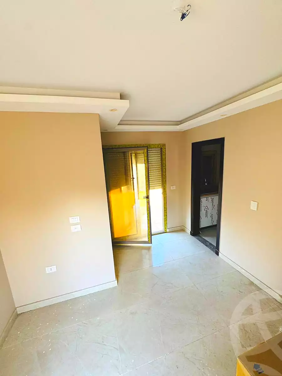 https://aqarmap.com.eg/ar/listing/6799195-for-sale-cairo-el-shorouk-compounds-yfy-ryzydns