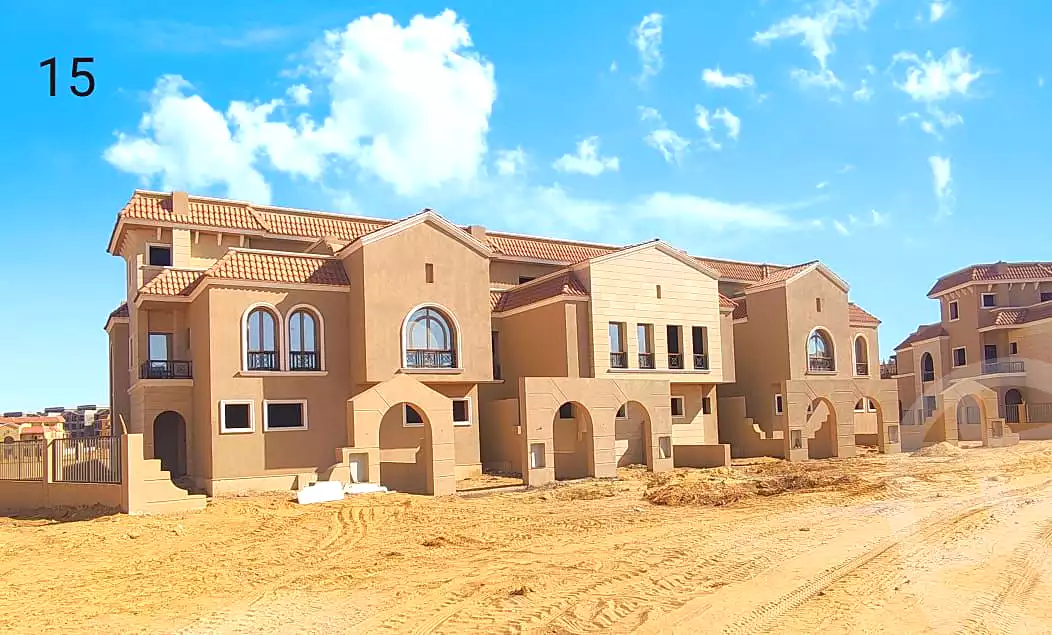 https://aqarmap.com.eg/ar/listing/6799195-for-sale-cairo-el-shorouk-compounds-yfy-ryzydns