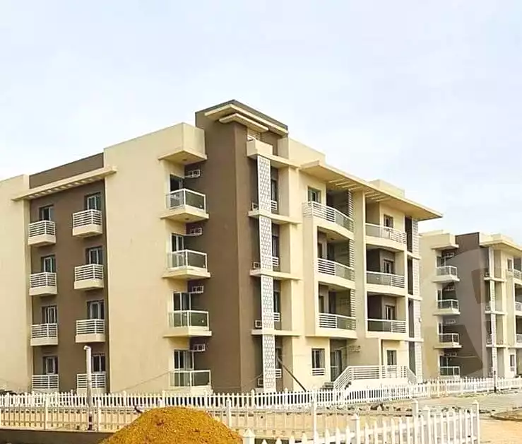 https://aqarmap.com.eg/ar/listing/6799322-for-sale-cairo-el-sheikh-zayed-city-compounds-el-khamayel