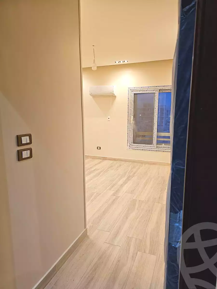 https://aqarmap.com.eg/ar/listing/6799491-for-rent-cairo-el-sheikh-zayed-city-compounds-el-khamayel