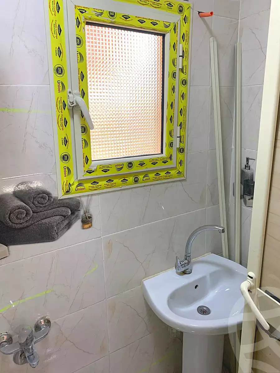 https://aqarmap.com.eg/ar/listing/6800616-for-rent-cairo-6th-of-october-el-ahyaa-neighborhood-1st