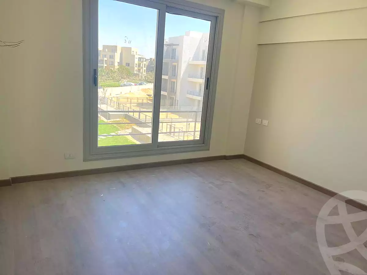 https://aqarmap.com.eg/en/listing/6800796-for-sale-cairo-6th-of-october-compounds-palm-parks