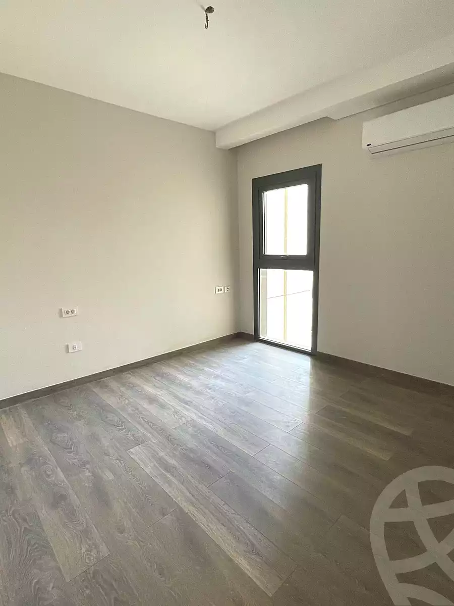 https://aqarmap.com.eg/en/listing/6800908-for-sale-cairo-el-sheikh-zayed-city-compounds-zyd-wr-llttwyr-park-side-residences