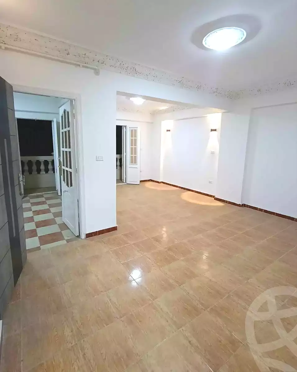 https://aqarmap.com.eg/en/listing/6802683-for-sale-alexandria-lsywf-el-falki