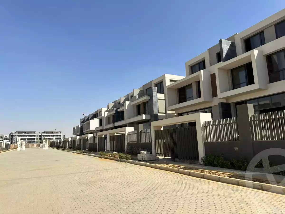https://aqarmap.com.eg/ar/listing/6803183-for-sale-cairo-new-cairo-compounds-el-patio-town-compound-la-vista