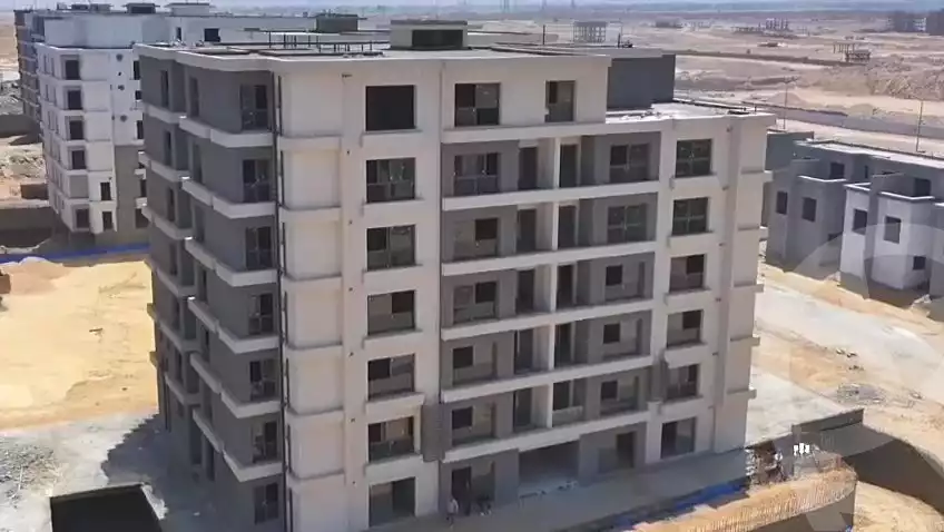 https://aqarmap.com.eg/ar/listing/6803355-for-sale-cairo-new-cairo-compounds-kmbwnd-kryk-twn-il-cazar