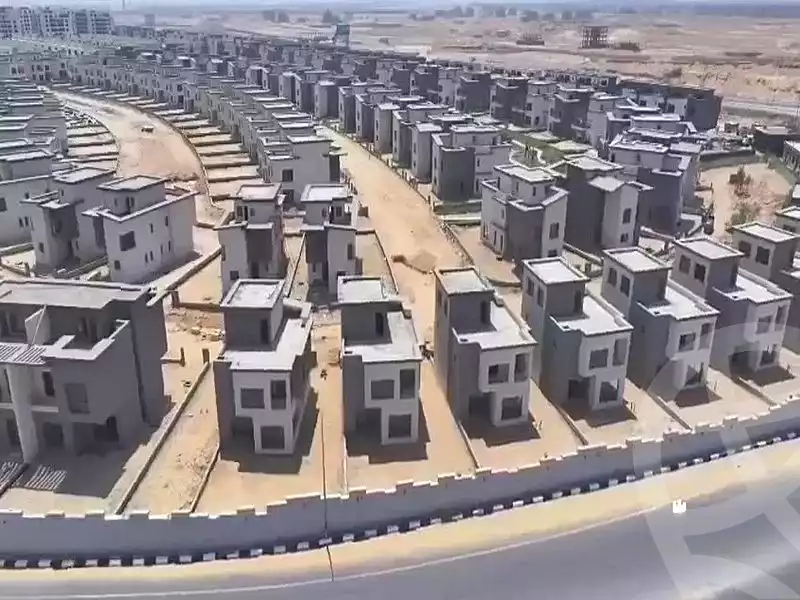 https://aqarmap.com.eg/ar/listing/6803375-for-sale-cairo-new-cairo-compounds-kmbwnd-kryk-twn-il-cazar