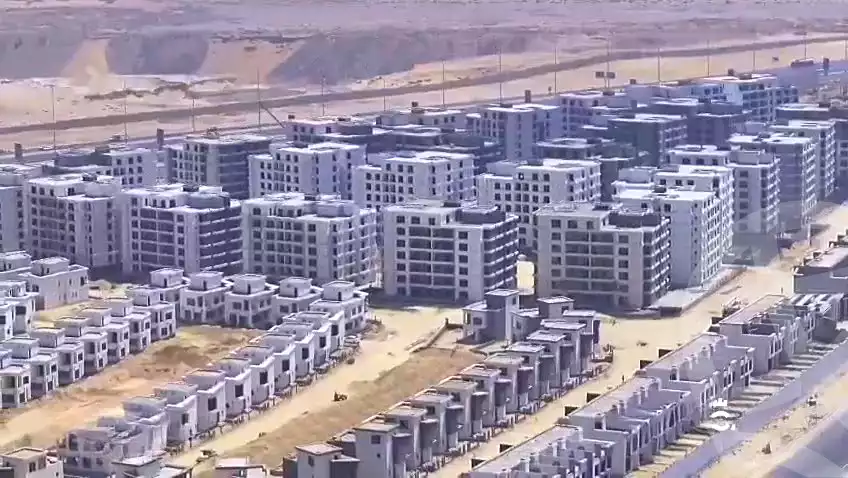 https://aqarmap.com.eg/ar/listing/6803790-for-sale-cairo-new-cairo-compounds-kmbwnd-kryk-twn-il-cazar