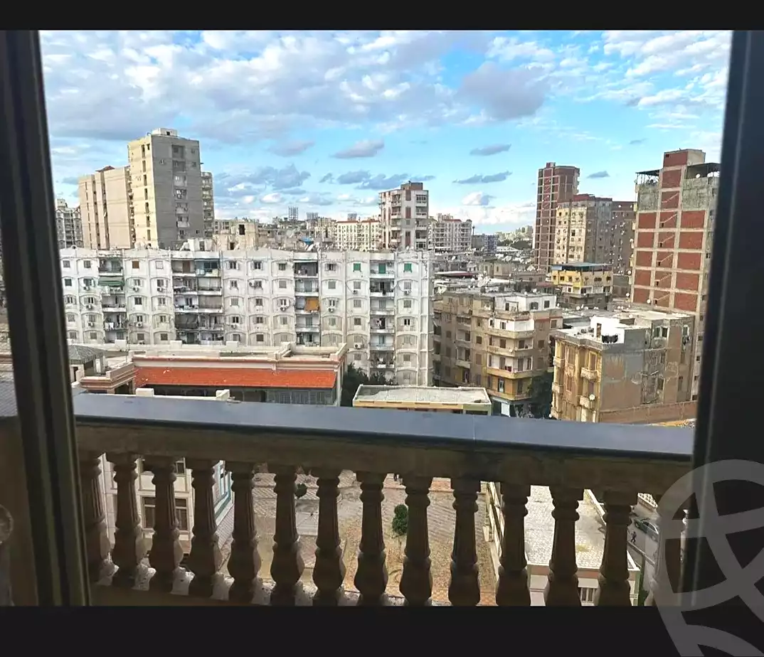 https://aqarmap.com.eg/en/listing/6804921-for-sale-alexandria-moharram-bey-grin-st