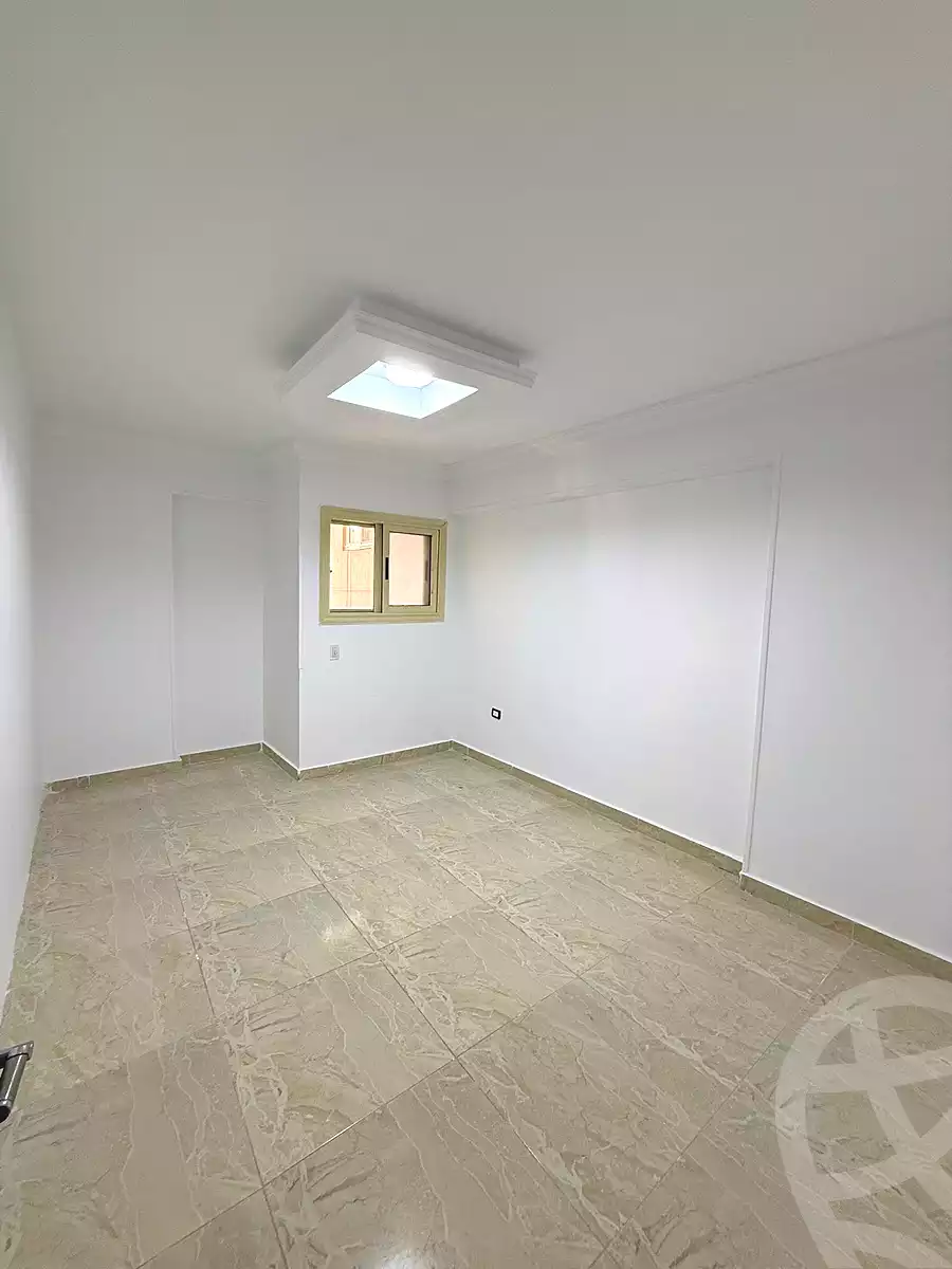 https://aqarmap.com.eg/ar/listing/6805016-for-sale-alexandria-el-asafra-shr-45
