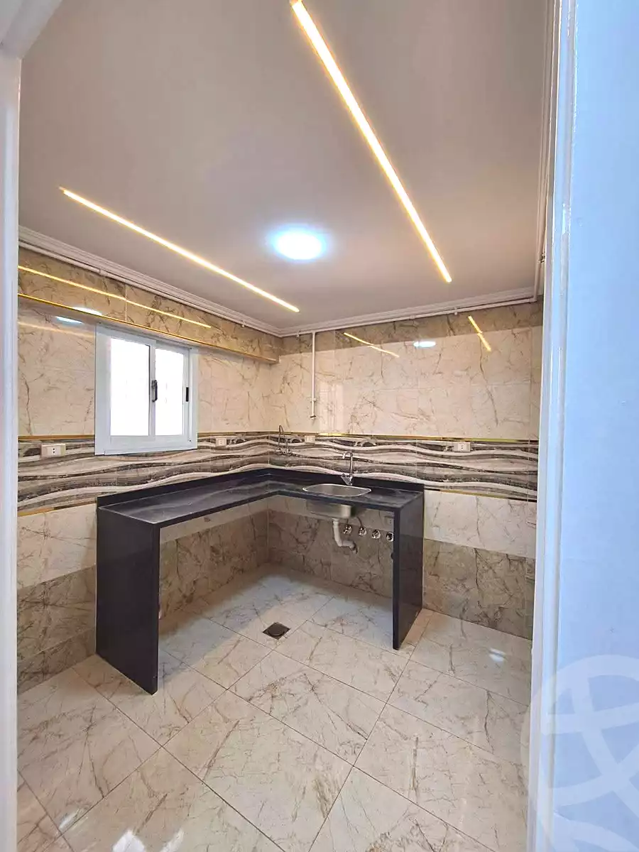 https://aqarmap.com.eg/ar/listing/6805355-for-sale-alexandria-miami-mahmoud-el-isawy-st