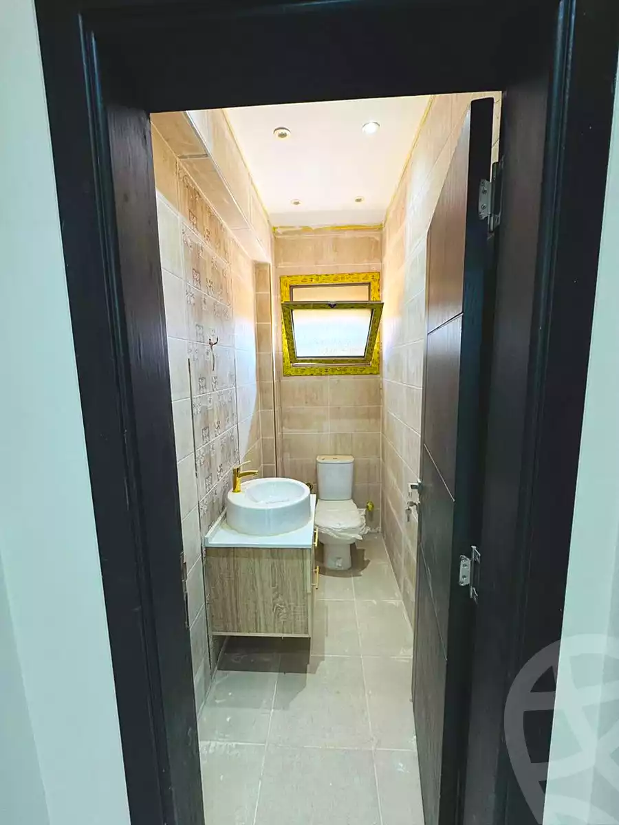 https://aqarmap.com.eg/ar/listing/6805491-for-sale-cairo-el-shorouk-compounds-yfy-ryzydns