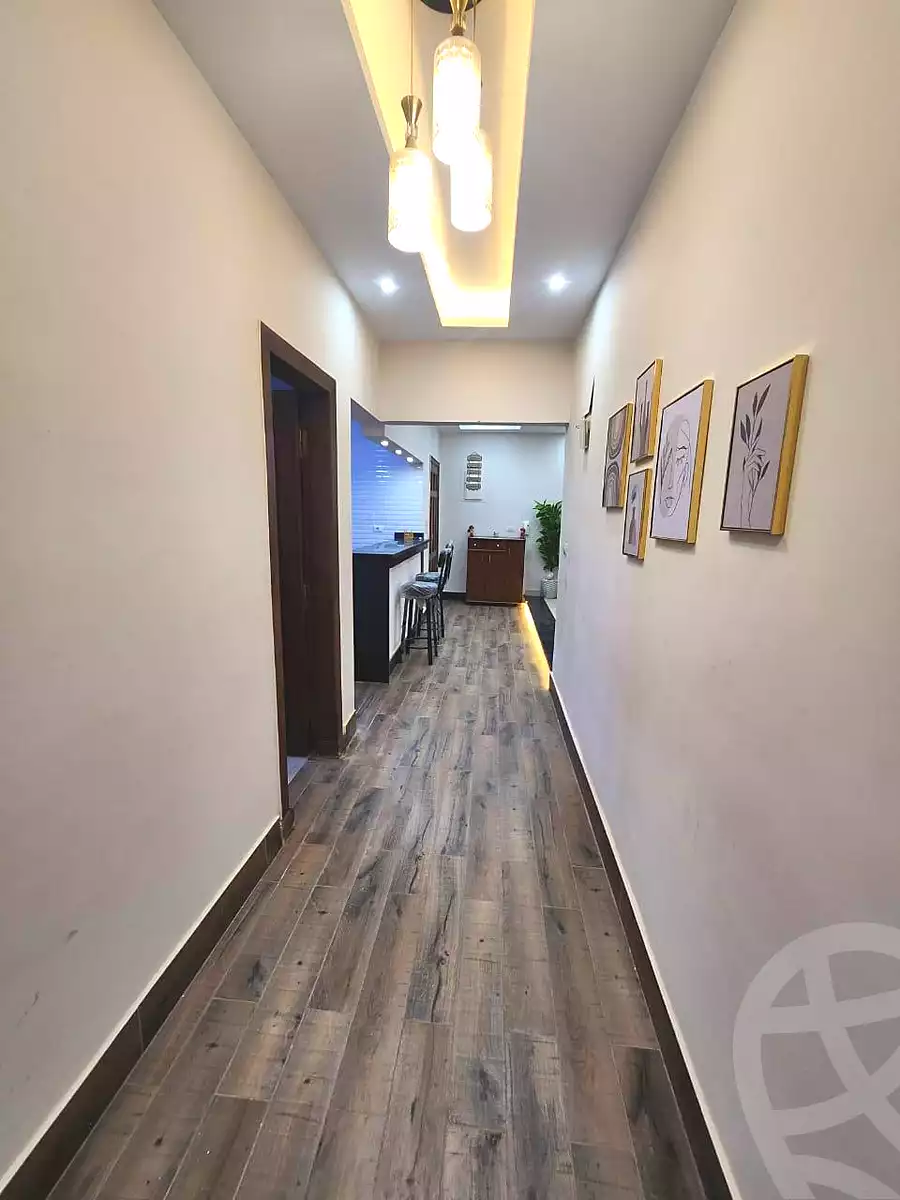 https://aqarmap.com.eg/ar/listing/6805755-for-sale-cairo-el-sheikh-zayed-city-compounds-el-khamayel