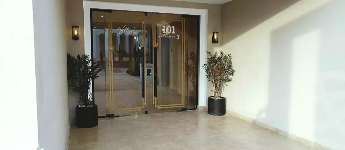 https://aqarmap.com.eg/ar/listing/6805863-for-sale-cairo-el-sheikh-zayed-city-compounds-kmbwnd-fyldj-wyst-dr-llttwyr
