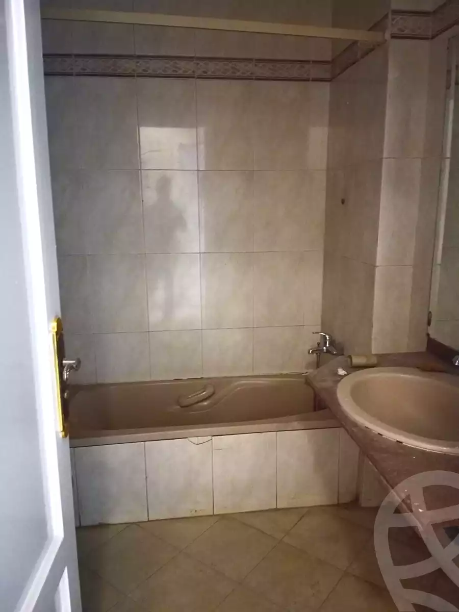 https://aqarmap.com.eg/ar/listing/6806679-for-rent-cairo-heliopolis-sheraton-morabaa-el-wozaraa