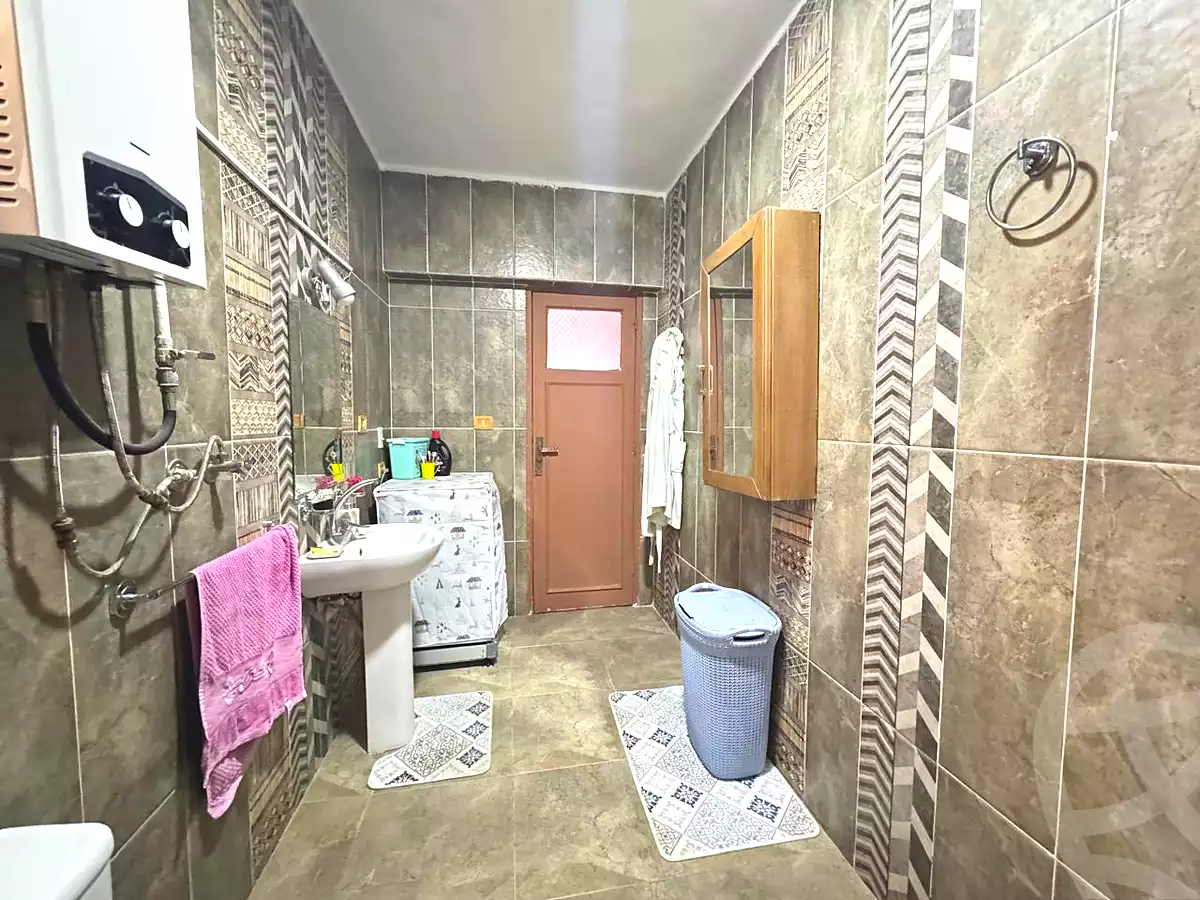 https://aqarmap.com.eg/en/listing/6806782-for-sale-cairo-el-sheikh-zayed-city-el-hay-elawel-street-10