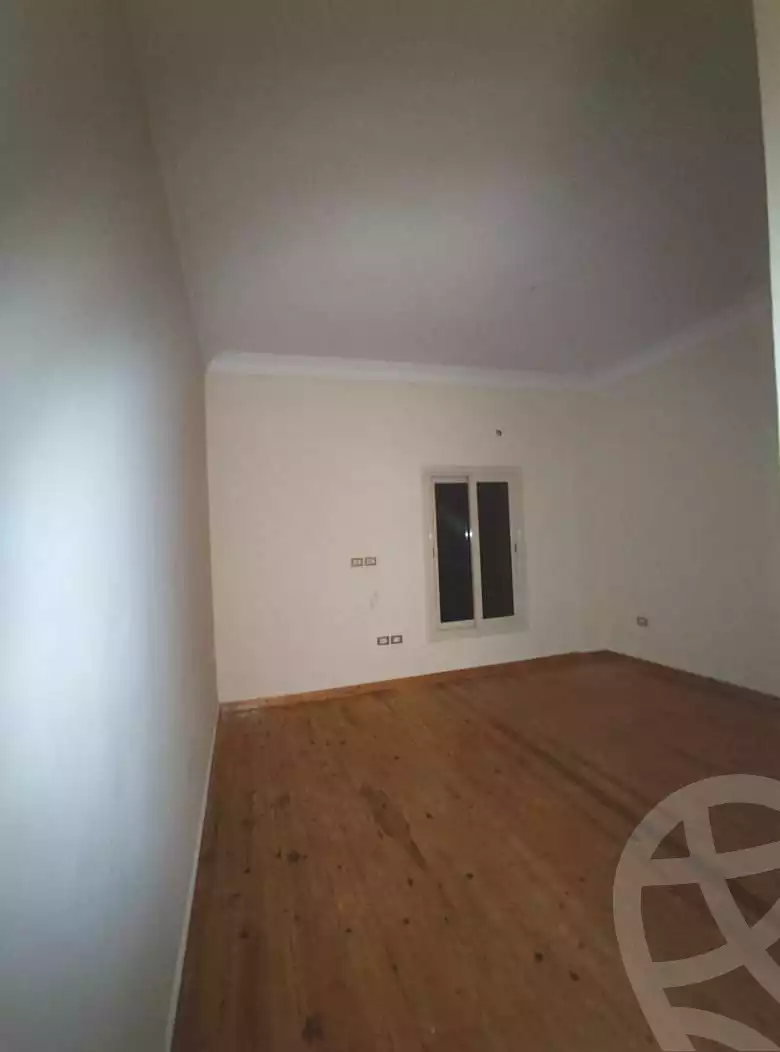 https://aqarmap.com.eg/ar/listing/6806877-for-rent-cairo-new-cairo-ganob-el-akadamiya-south-academy-b-taha-hussein-st