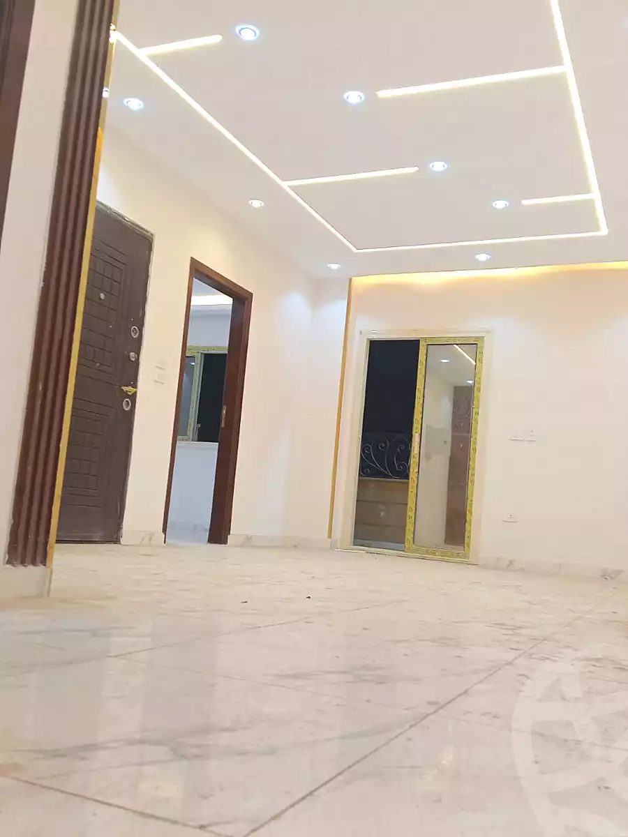 https://aqarmap.com.eg/ar/listing/6806943-for-sale-cairo-6th-of-october-el-ahyaa-neighborhood-3rd-al-hay-al-thalith-st