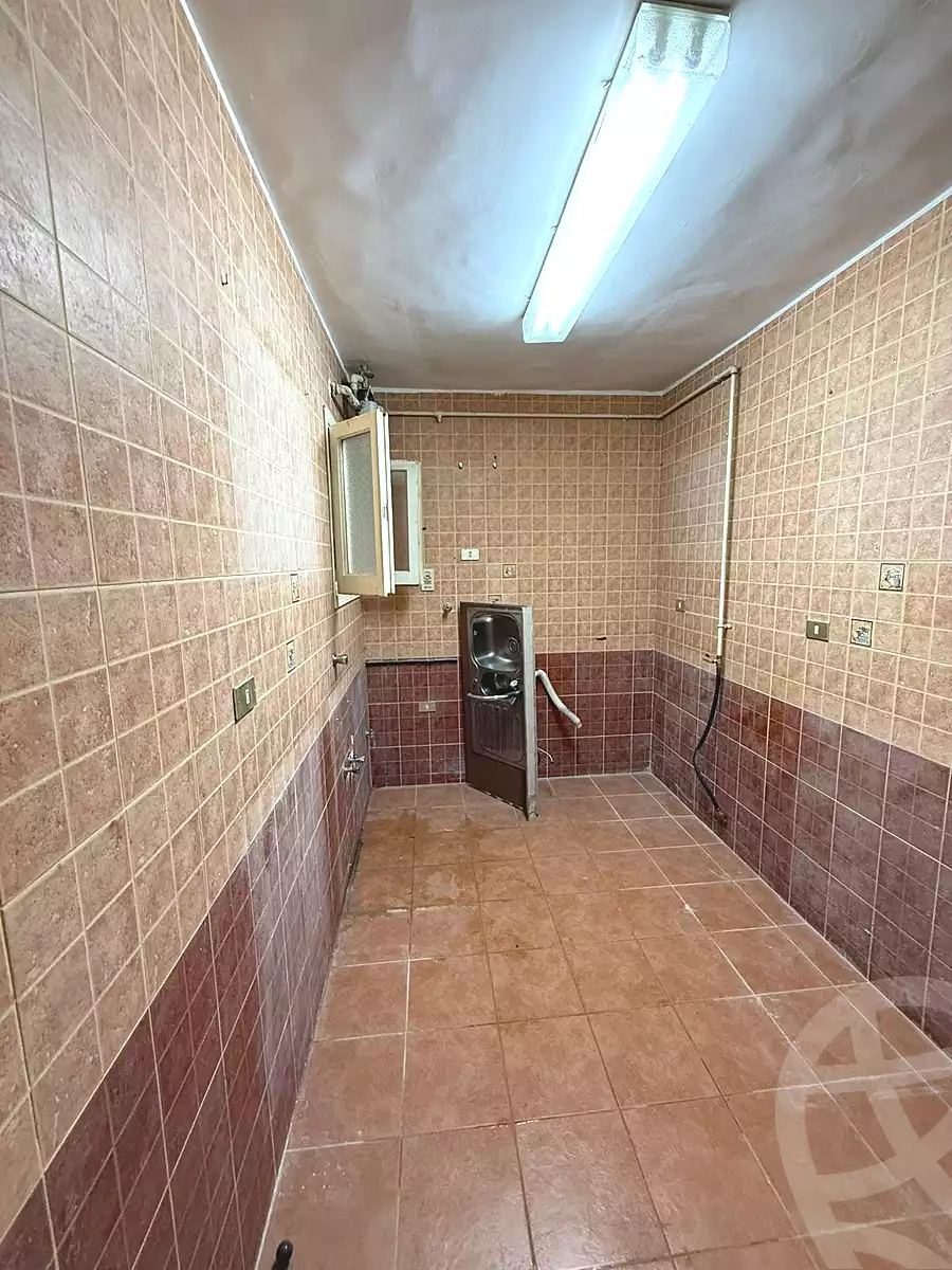 https://aqarmap.com.eg/ar/listing/6806948-for-sale-alexandria-sydy-bshr-sydy-bshr-bhry-street-15