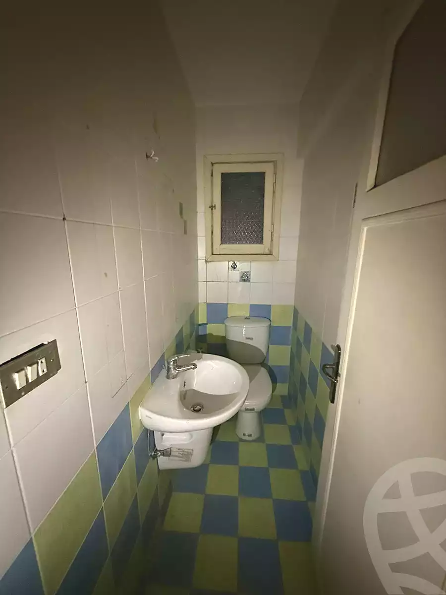 https://aqarmap.com.eg/ar/listing/6806948-for-sale-alexandria-sydy-bshr-sydy-bshr-bhry-street-15
