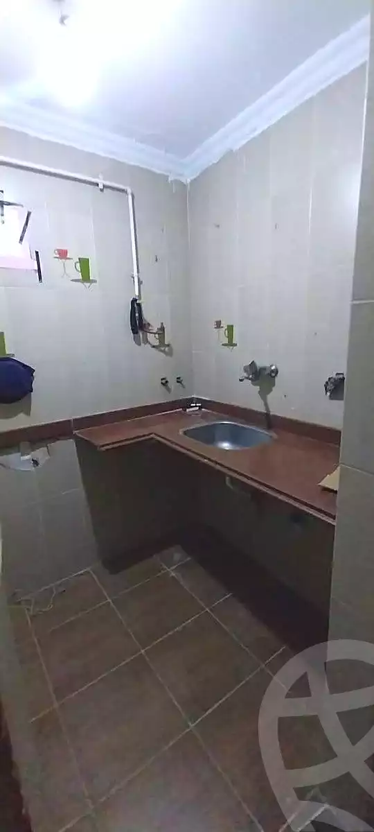 https://aqarmap.com.eg/ar/listing/6806970-for-sale-alexandria-l-jmy-lbytsh-ibrahim-othman-st