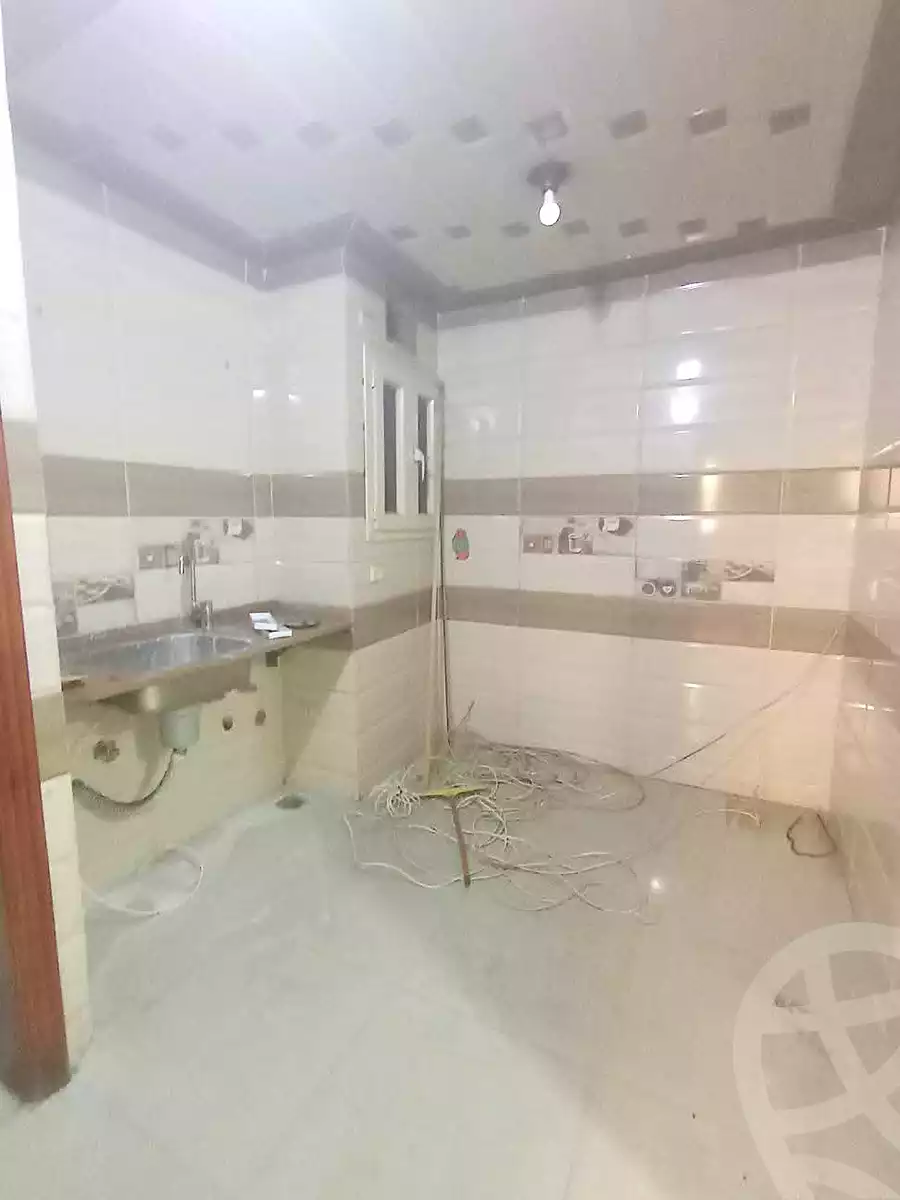 https://aqarmap.com.eg/en/listing/6807458-for-rent-cairo-ain-shams-jsr-lswys