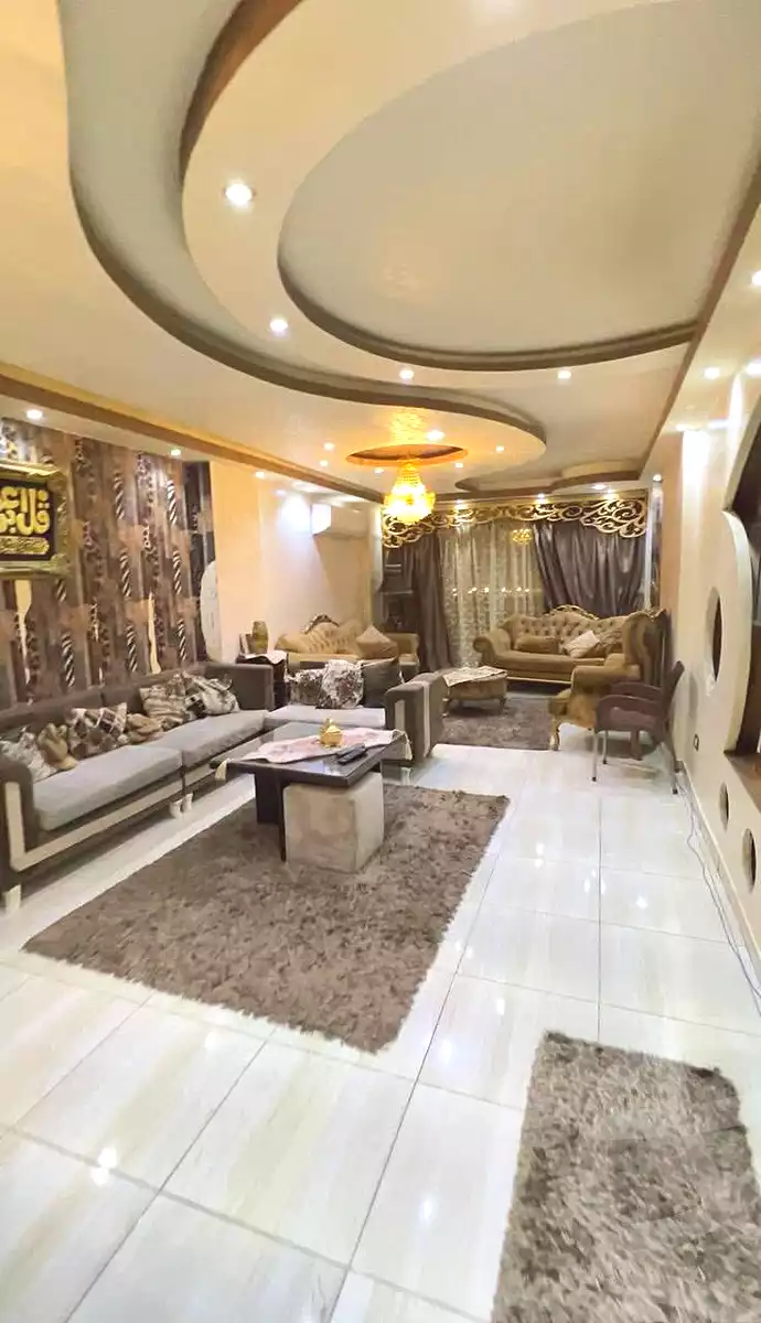 https://aqarmap.com.eg/ar/listing/6807488-for-rent-cairo-ain-shams-jsr-lswys