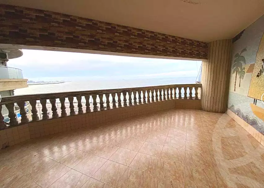 https://aqarmap.com.eg/ar/listing/6807793-for-sale-alexandria-camp-cesar-el-gaish-rd