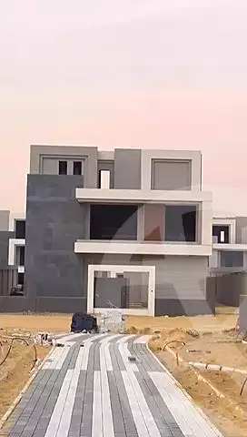 https://aqarmap.com.eg/ar/listing/6808314-for-sale-cairo-new-cairo-compounds-el-patio-town-compound-la-vista