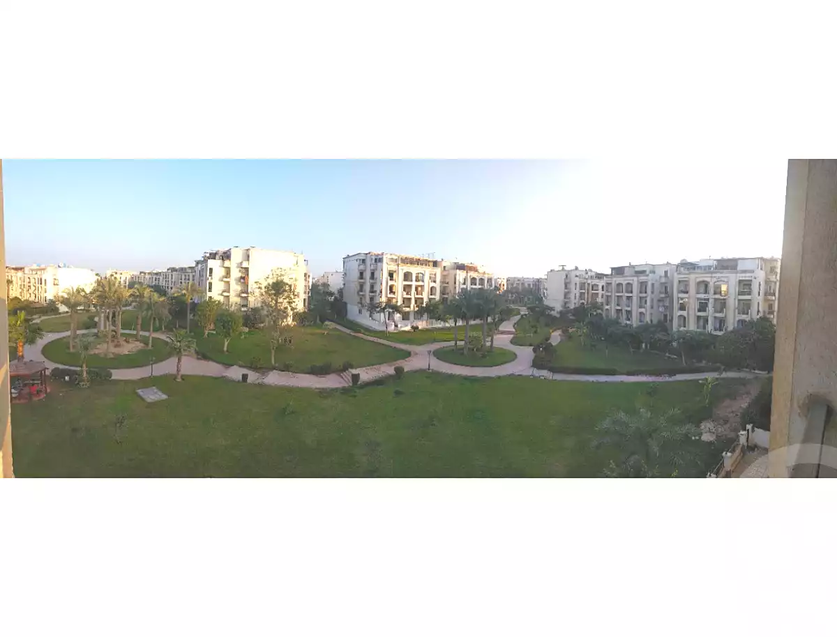 https://aqarmap.com.eg/ar/listing/6808405-for-sale-cairo-el-sheikh-zayed-city-compounds-hadayek-el-mohandiseen