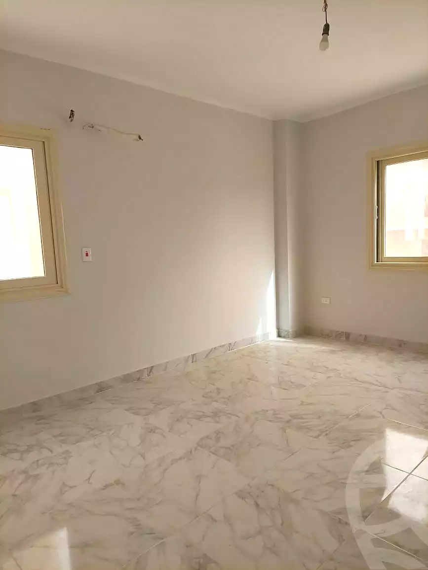 https://aqarmap.com.eg/ar/listing/6808418-for-sale-cairo-6th-of-october-el-tawsaat-el-shamalya-hy-2000-qt
