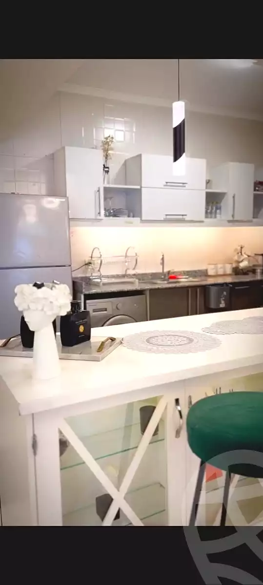 https://aqarmap.com.eg/ar/listing/6809917-for-rent-cairo-el-sheikh-zayed-city-el-hay-elthamen-area-1