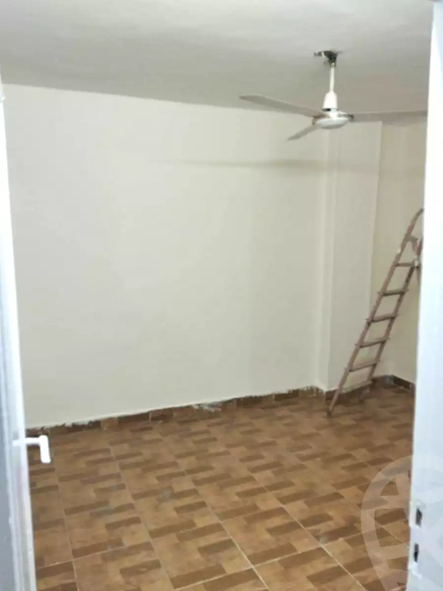 https://aqarmap.com.eg/ar/listing/6810136-for-sale-cairo-helwan-helwan-el-sharkeya-gaafar-st