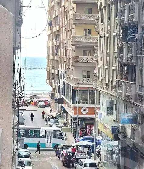 https://aqarmap.com.eg/ar/listing/6810271-for-sale-alexandria-sydy-bshr-sydy-bshr-bhry-street-16