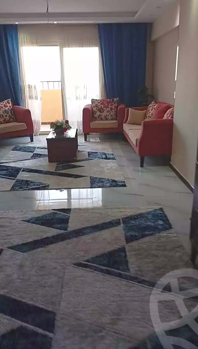 https://aqarmap.com.eg/ar/listing/6810856-for-sale-cairo-helwan-ahmed-enci-st