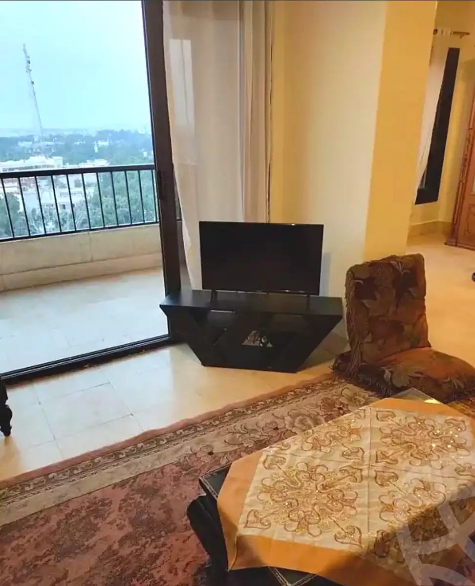 https://aqarmap.com.eg/en/listing/6811118-for-rent-alexandria-el-montazah-el-geesh
