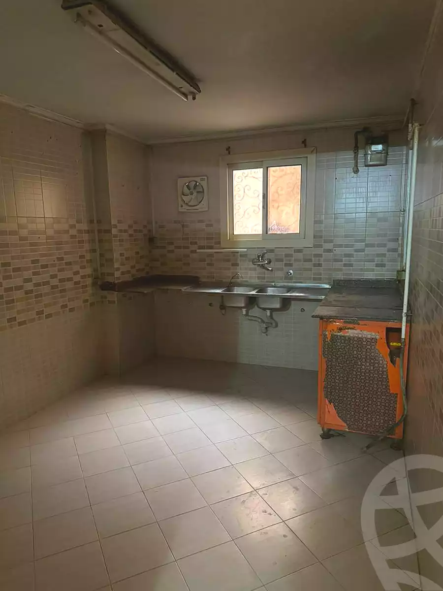 https://aqarmap.com.eg/ar/listing/6811125-for-sale-cairo-helwan-sherif-st