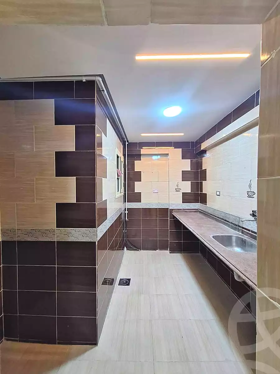 https://aqarmap.com.eg/ar/listing/6811205-for-sale-alexandria-sydy-bshr-sydy-bshr-bhry-shr-khld-bn-lwlyd