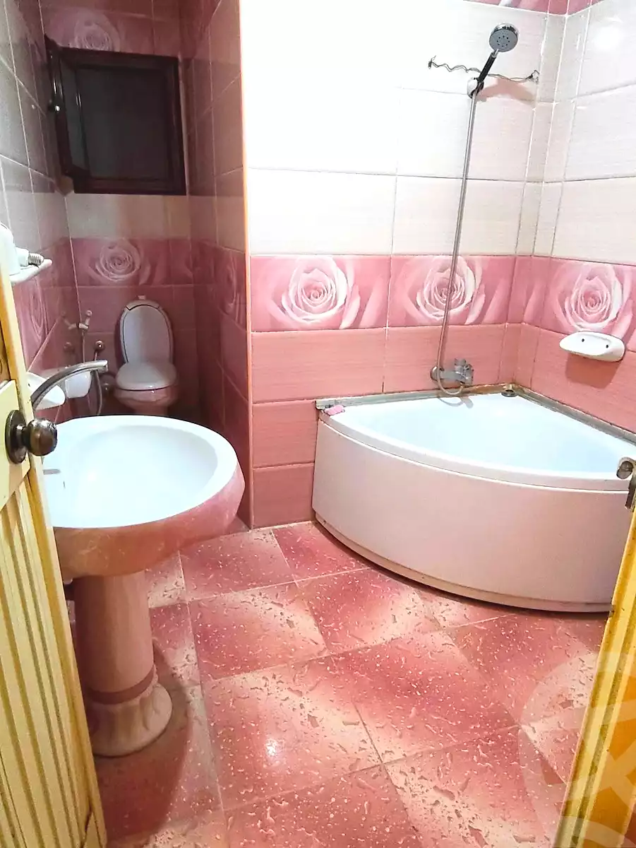 https://aqarmap.com.eg/en/listing/6811486-for-rent-alexandria-el-mandara-alex-el-mandara-bahri