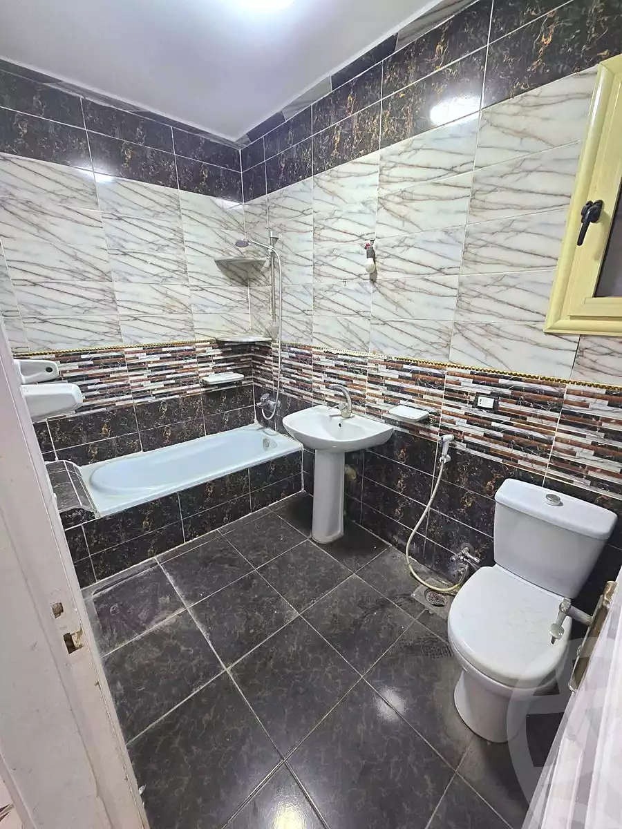 https://aqarmap.com.eg/ar/listing/6811670-for-sale-alexandria-miami-iskandar-ibrahim-st
