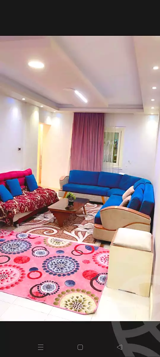 https://aqarmap.com.eg/en/listing/6812151-for-rent-cairo-el-sheikh-zayed-city-shr-lshbb