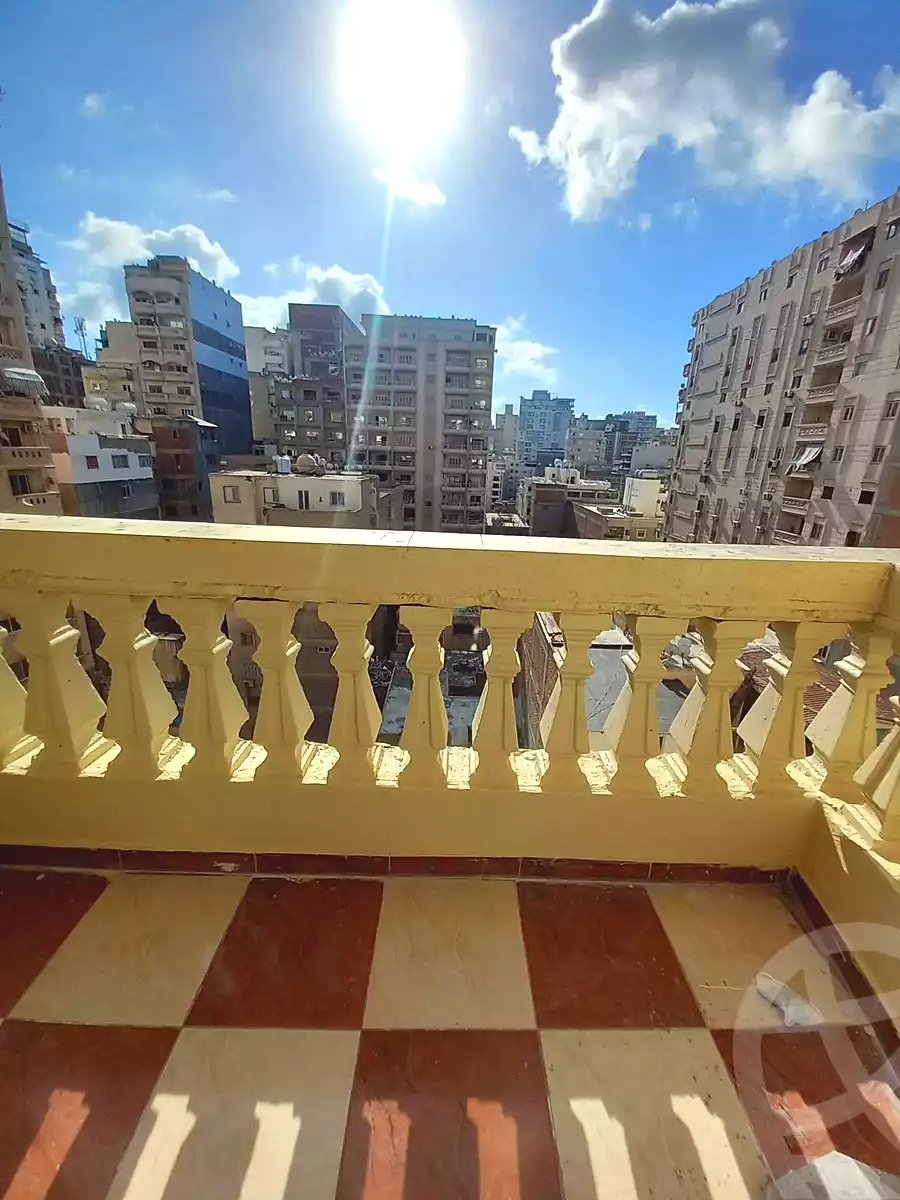 https://aqarmap.com.eg/ar/listing/6813758-for-sale-alexandria-miami-amin-khirat-al-ghandour-st