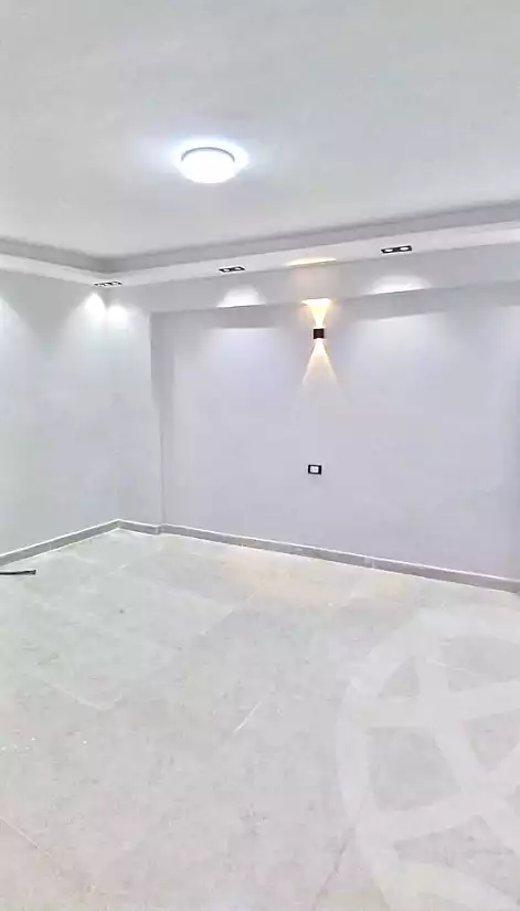https://aqarmap.com.eg/ar/listing/6813774-for-sale-alexandria-l-jmy-lbytsh-al-kaada-st